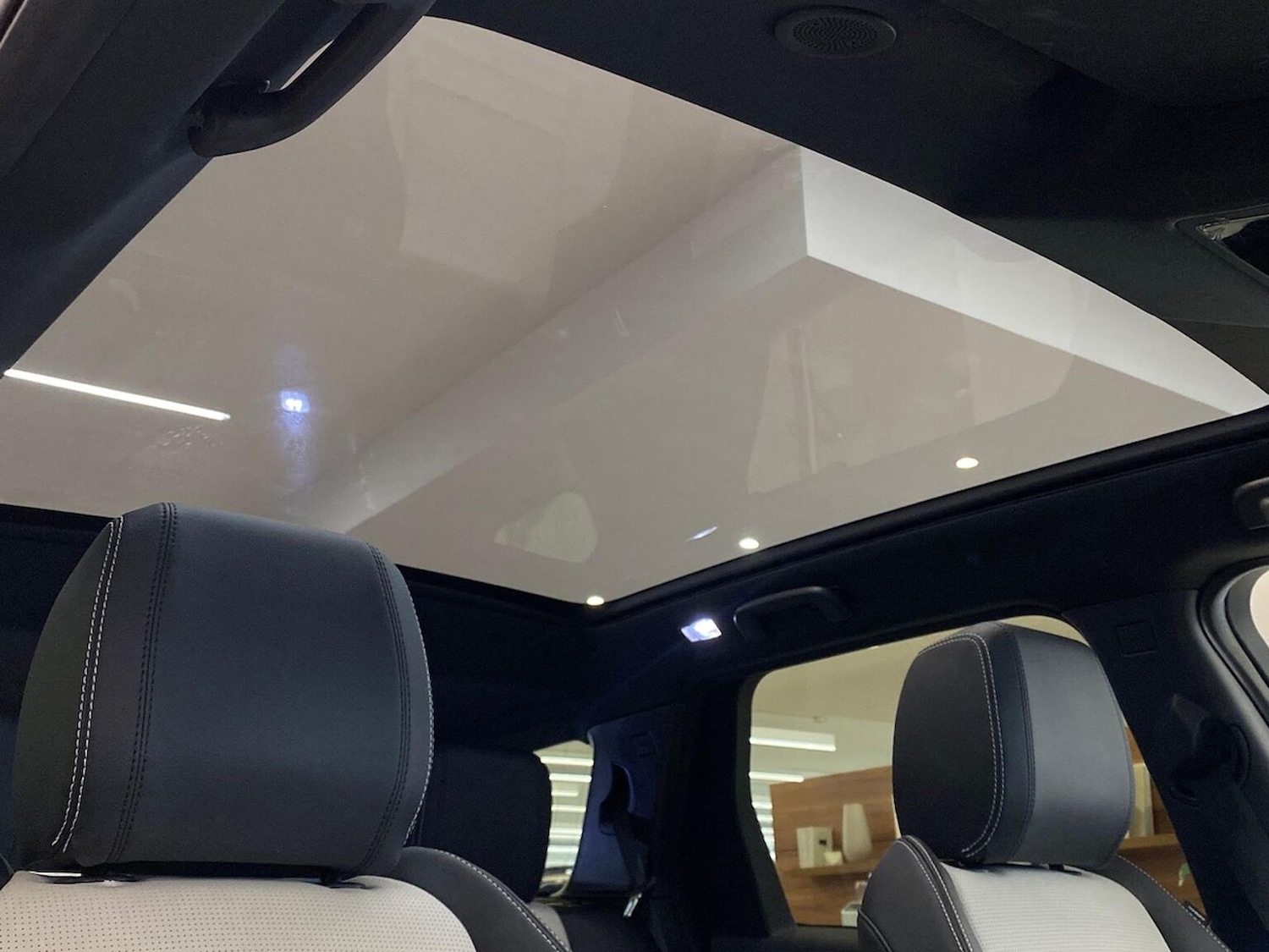 Used Land Rover Discovery Sport 2025 for sale - 76164928: Photo 21