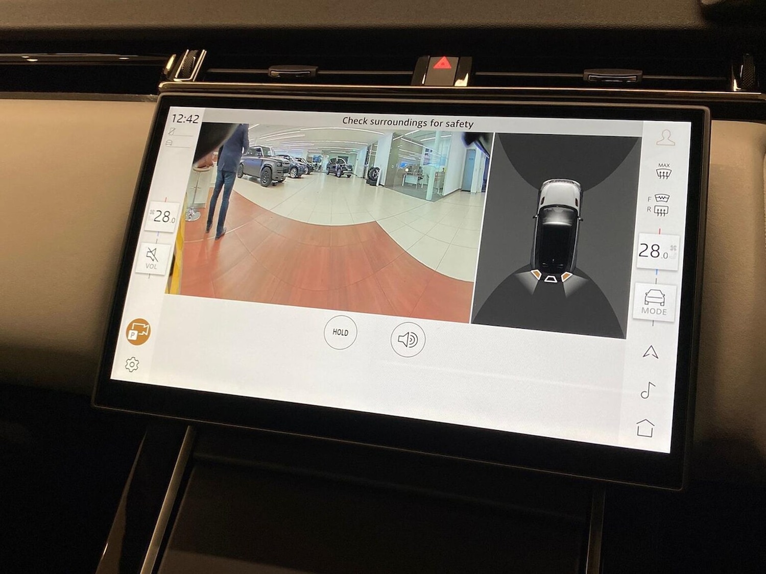 Used Land Rover Range Rover Velar 2024 for sale - 76650251: Photo 12