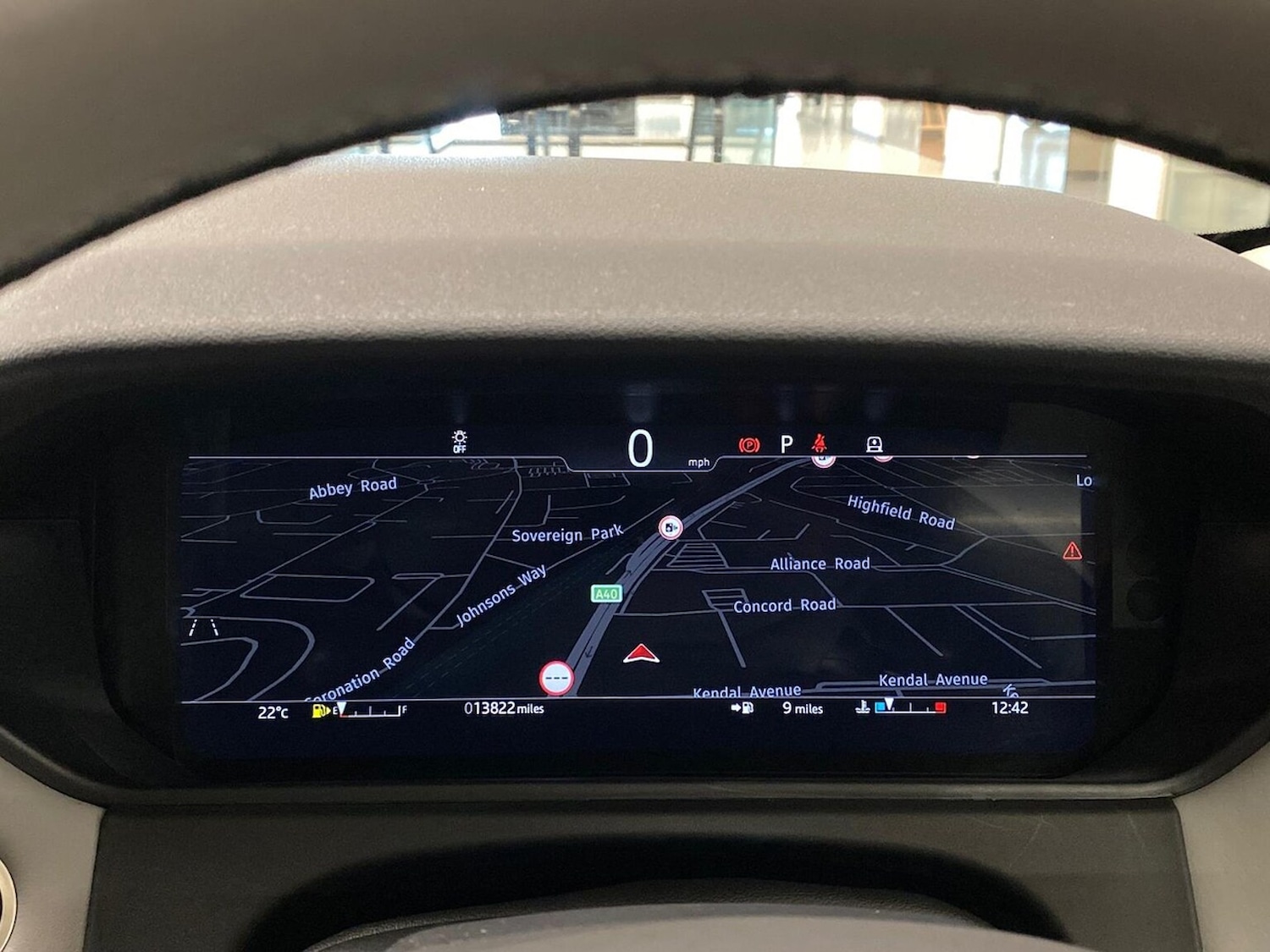 Used Land Rover Range Rover Velar 2024 for sale - 76650251: Photo 16