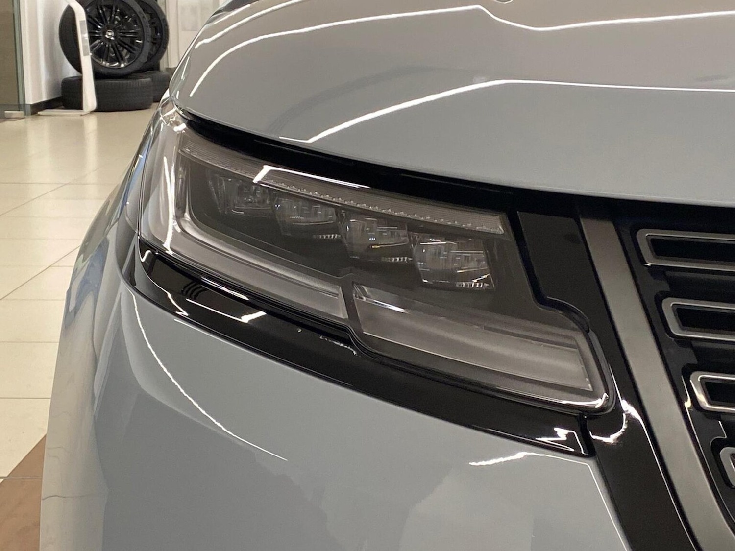 Used Land Rover Range Rover Velar 2024 for sale - 76650251: Photo 17