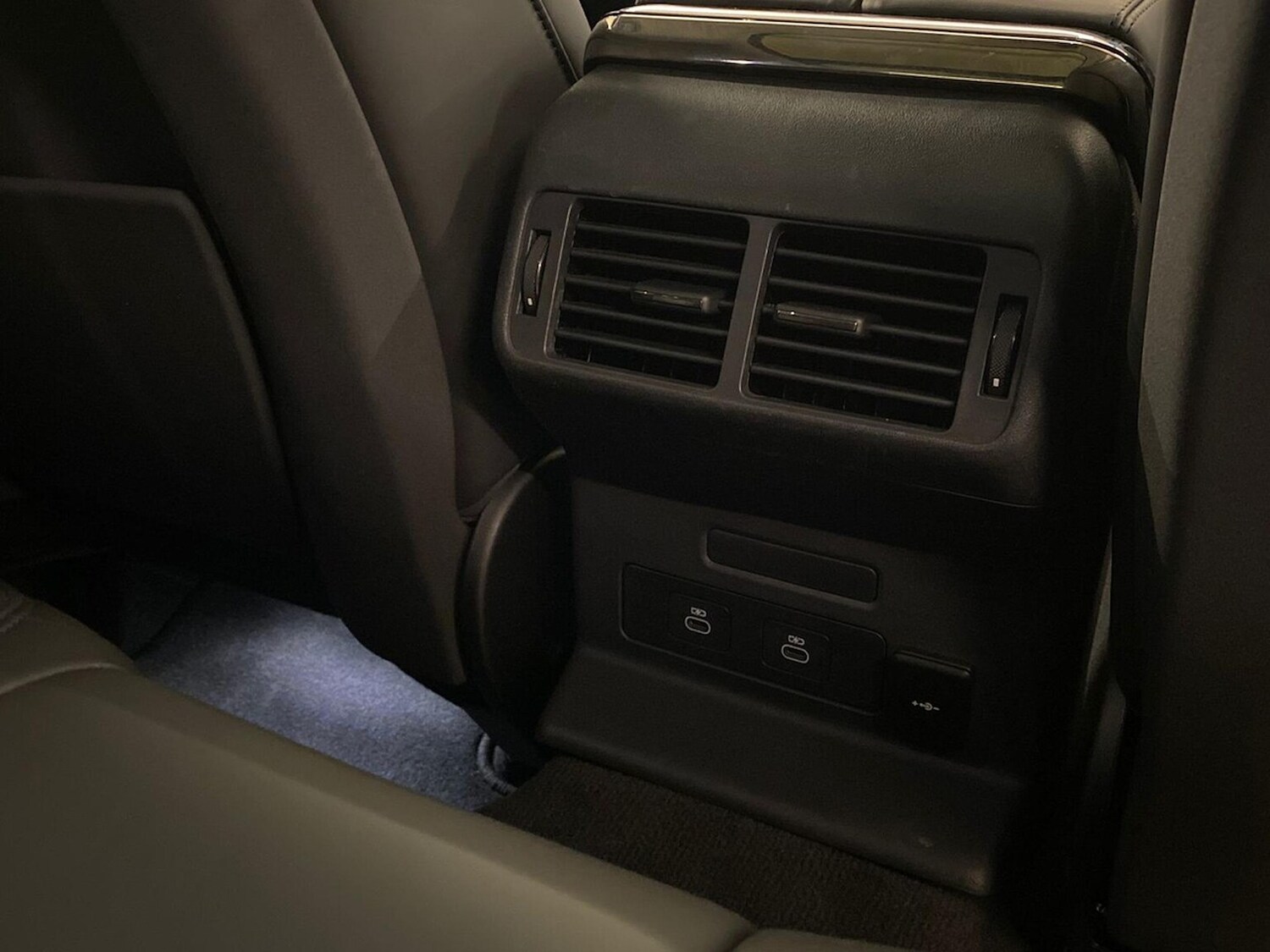 Used Land Rover Range Rover Velar 2024 for sale - 76650251: Photo 18