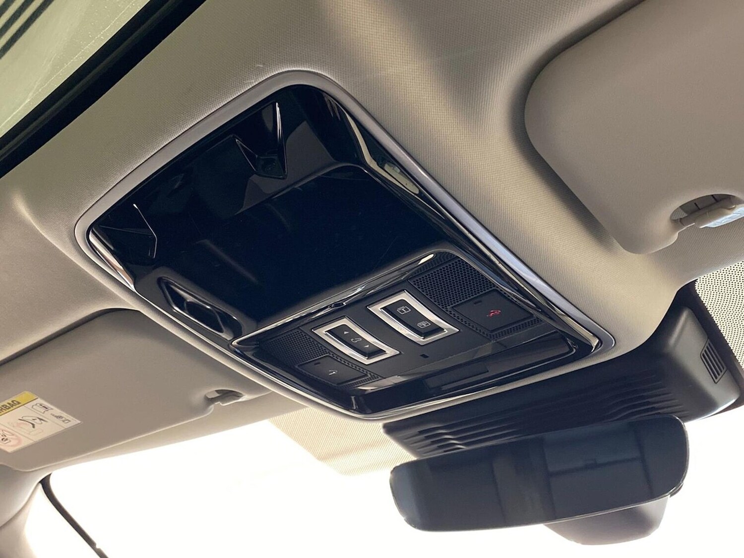 Used Land Rover Range Rover Velar 2024 for sale - 76650251: Photo 23