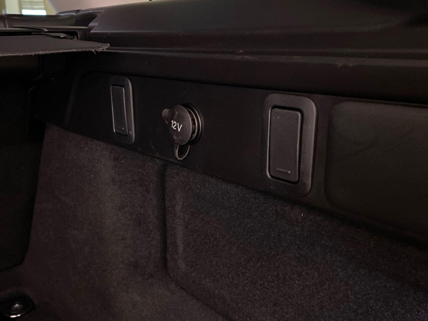 Used Land Rover Range Rover Velar 2024 for sale - 76650251: Photo 27