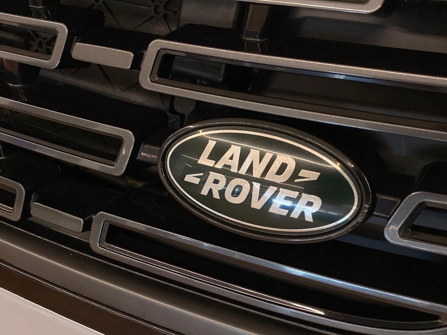 Used Land Rover Range Rover Velar 2024 for sale - 76650251: Photo 29