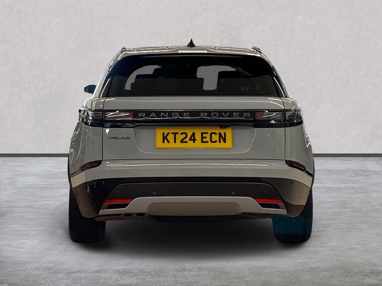 Used Land Rover Range Rover Velar 2024 for sale - 76650251: Photo 6