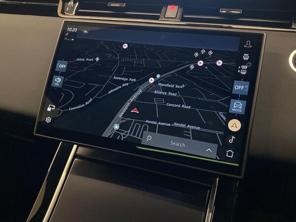 Used Land Rover Range Rover Evoque 2025 for sale - 76082483: Photo 11