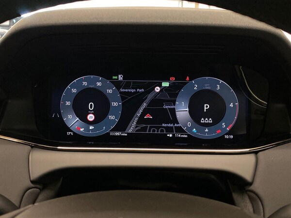 Used Land Rover Range Rover Evoque 2025 for sale - 76082483: Photo 16