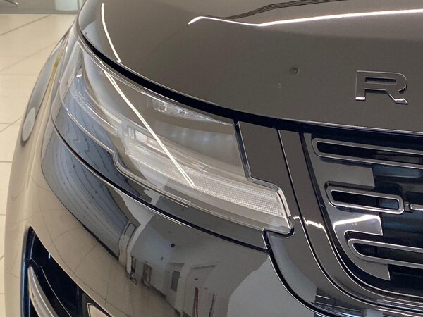 Used Land Rover Range Rover Evoque 2025 for sale - 76082483: Photo 17