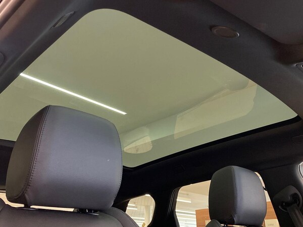 Used Land Rover Range Rover Evoque 2025 for sale - 76082483: Photo 21