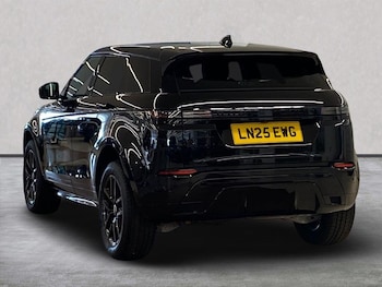 Used Land Rover Range Rover Evoque 2025 for sale - 76082483: Photo