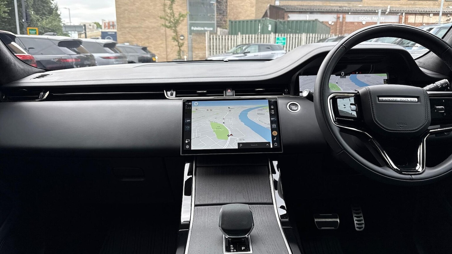 Used Land Rover Range Rover Evoque 2025 for sale - 76365094: Photo 14