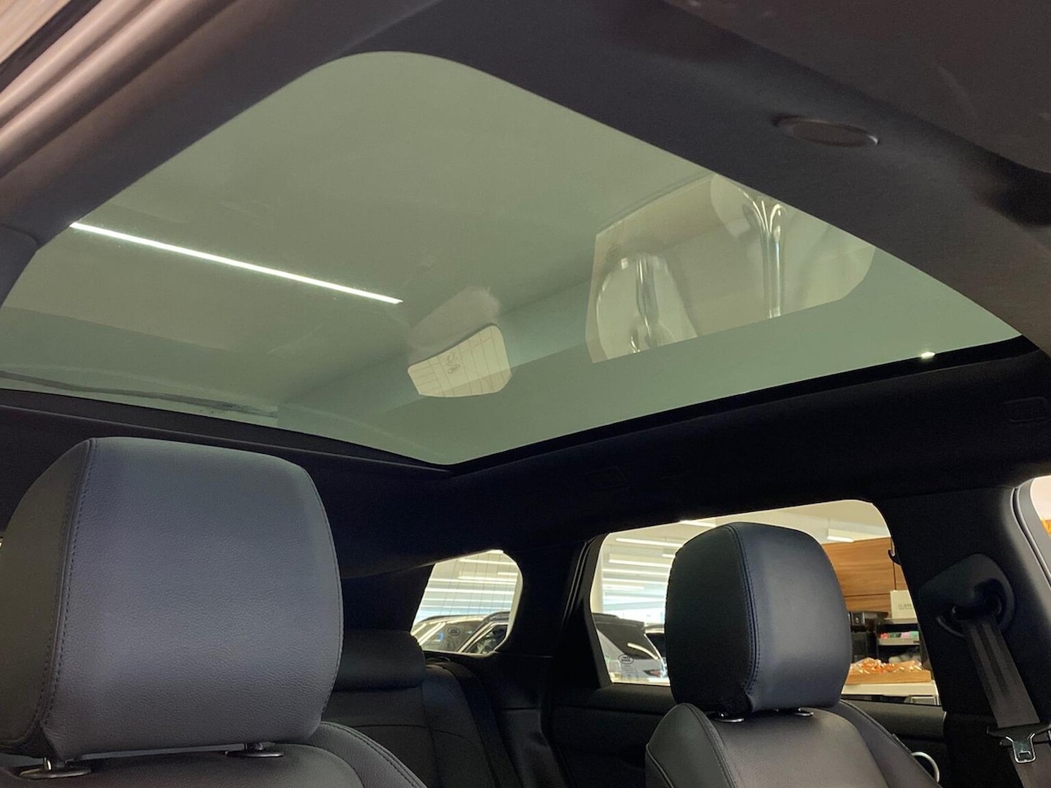 Used Land Rover Range Rover Evoque 2025 for sale - 77065773: Photo 21