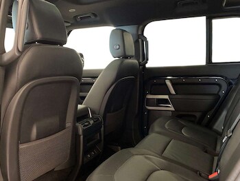 Used Land Rover Defender 2024 for sale - 78310355: Photo