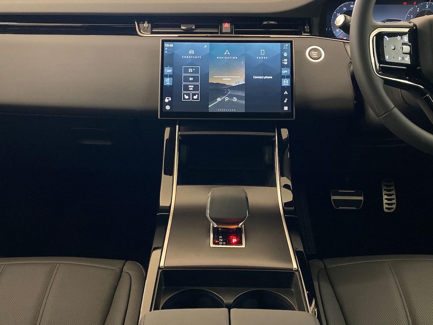 Used Land Rover Range Rover Evoque 2025 for sale - 78202059: Photo 16