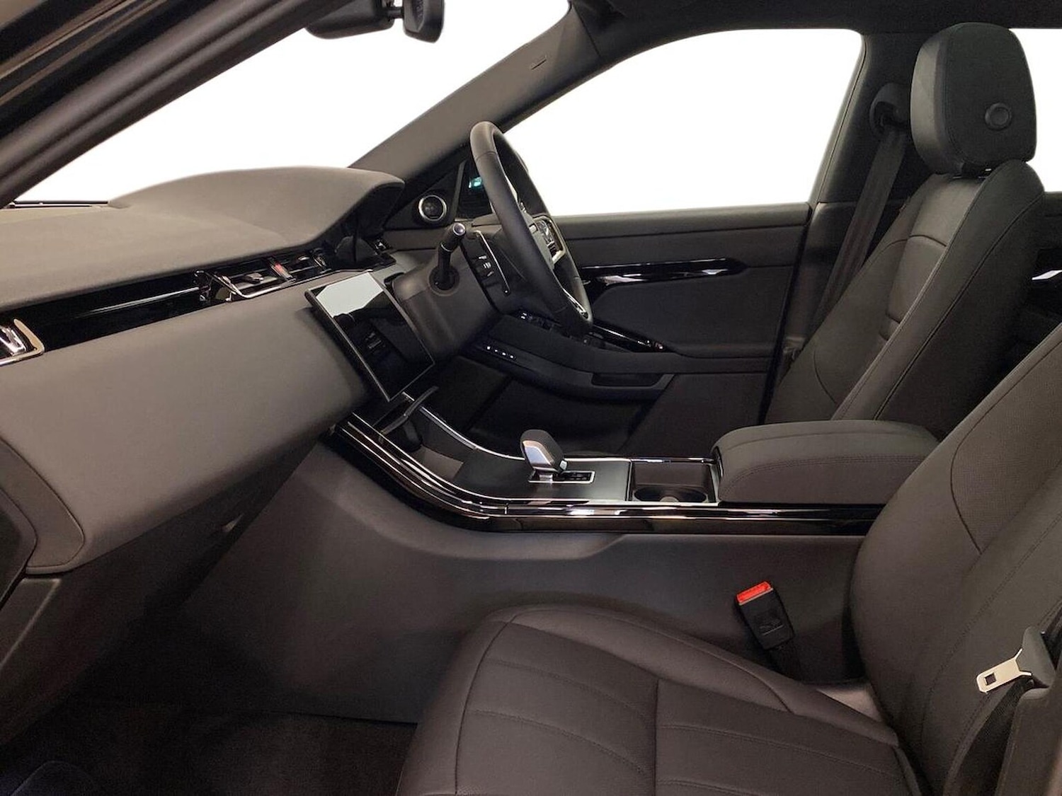 Used Land Rover Range Rover Evoque 2025 for sale - 78202059: Photo 5