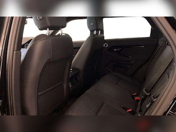 Used Land Rover Range Rover Evoque 2025 for sale - 78310362: Photo