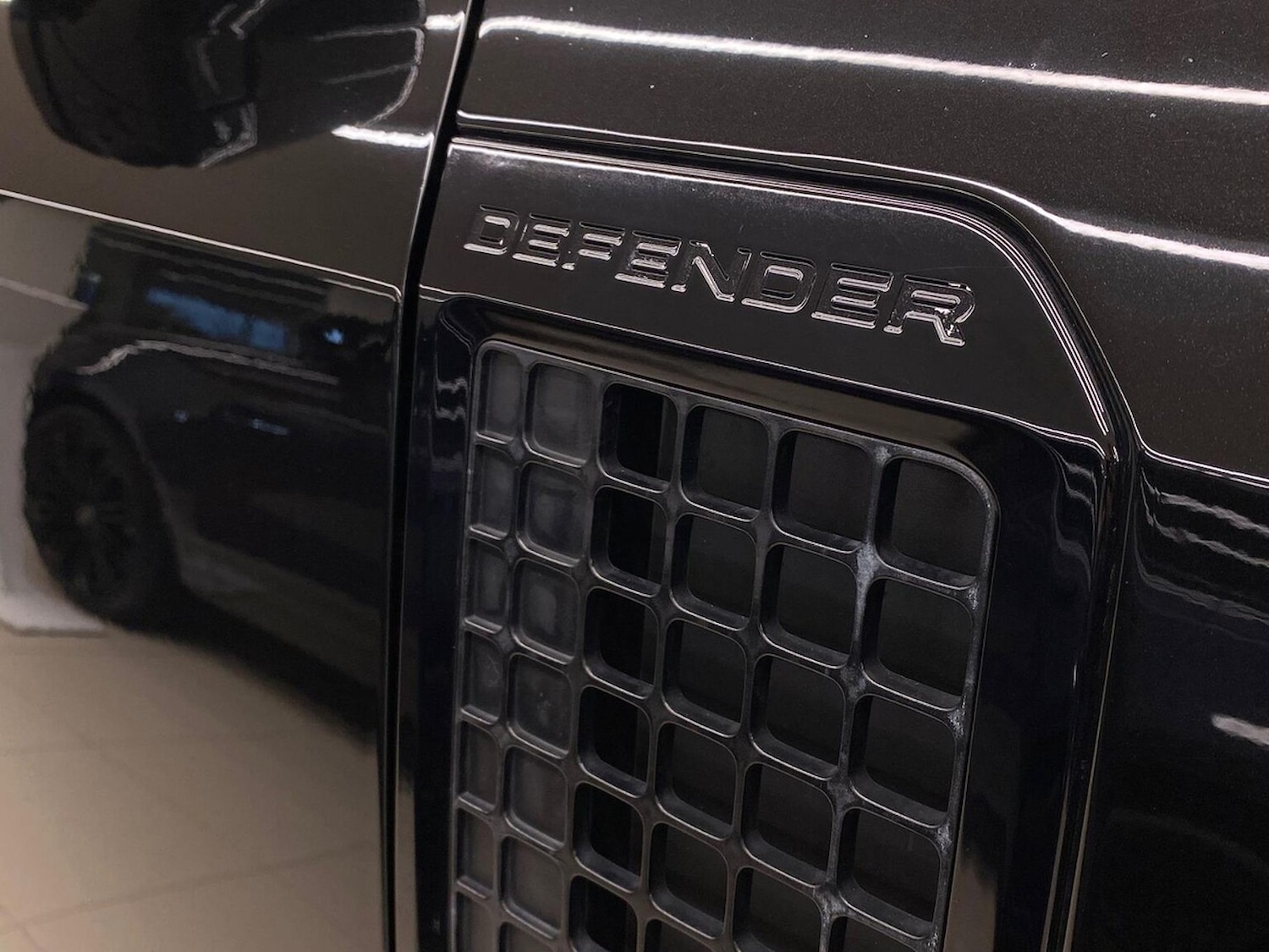 Used Land Rover Defender 2023 for sale - 76324599: Photo 36