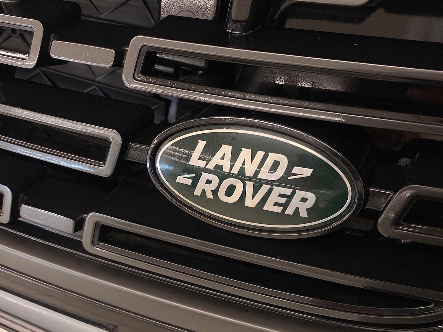 Used Land Rover Range Rover Velar 2024 for sale - 78191494: Photo 31