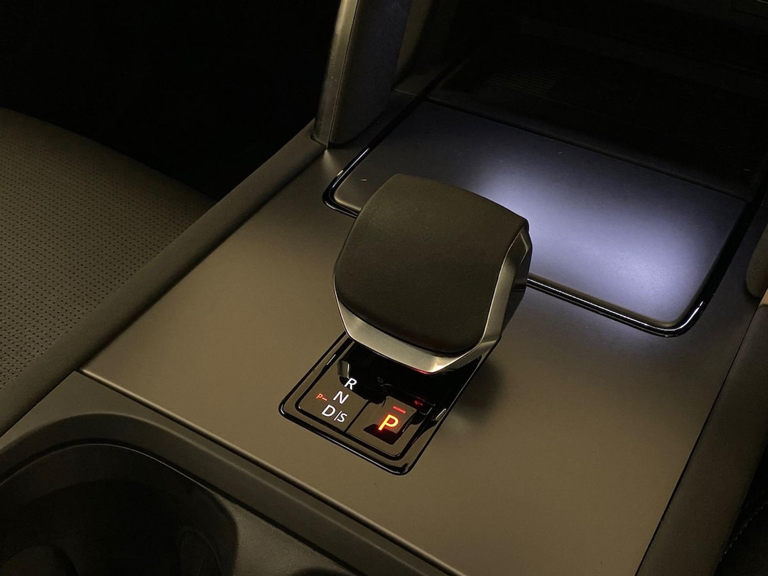 Used Land Rover Discovery Sport 2025 for sale - 76182501: Photo 13