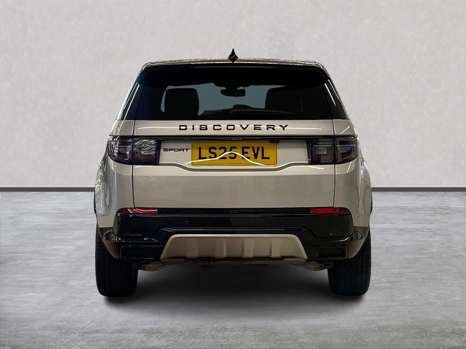 Used Land Rover Discovery Sport 2025 for sale - 76182501: Photo 6