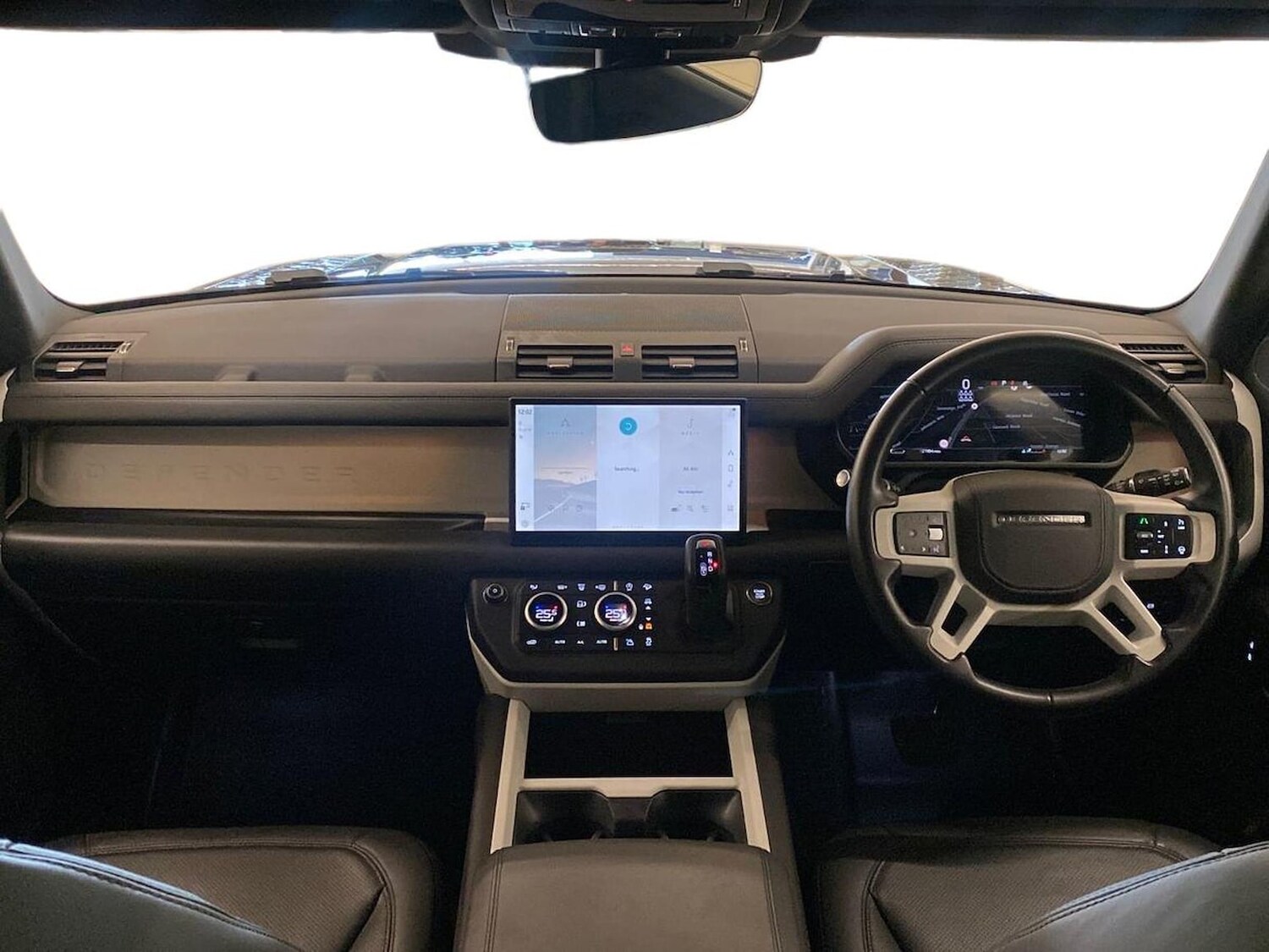 Used Land Rover Defender 2024 for sale - 78202060: Photo 11