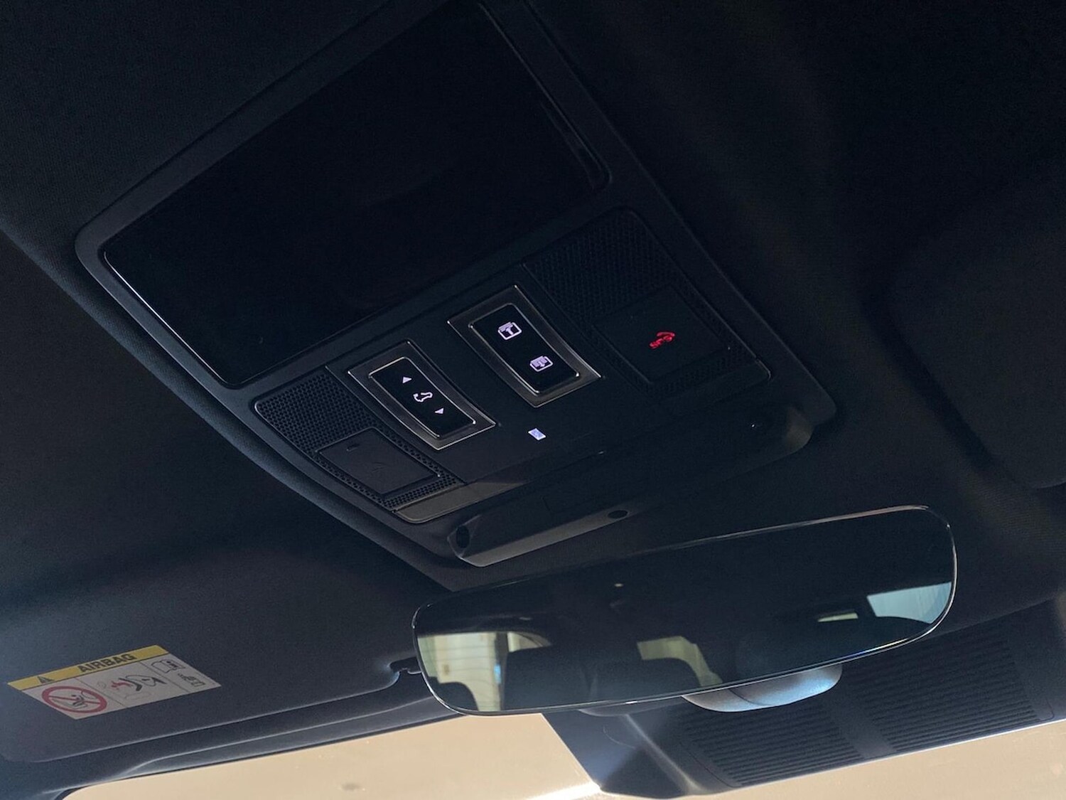 Used Land Rover Defender 2024 for sale - 78202060: Photo 25