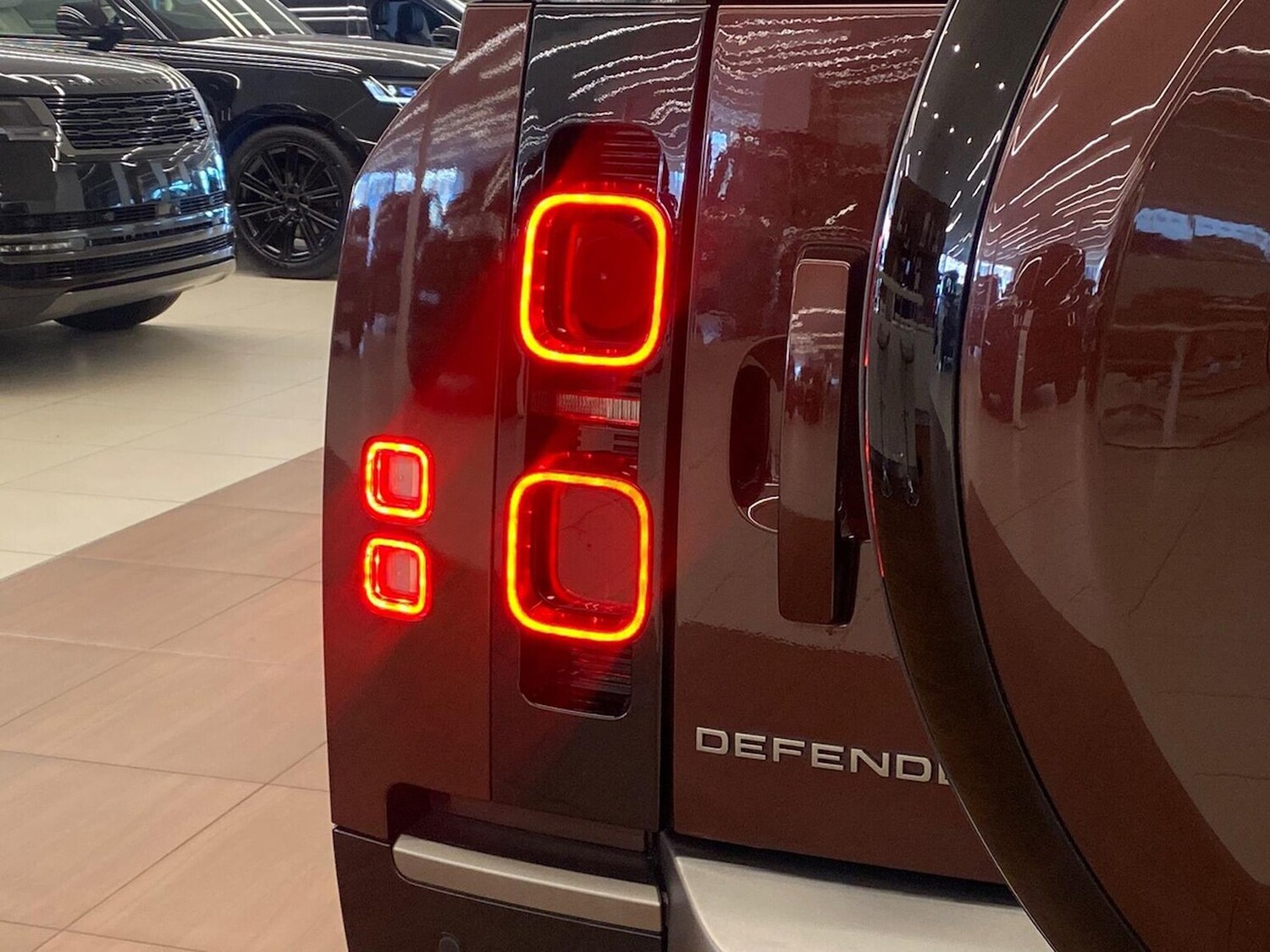 Used Land Rover Defender 2024 for sale - 78202060: Photo 28