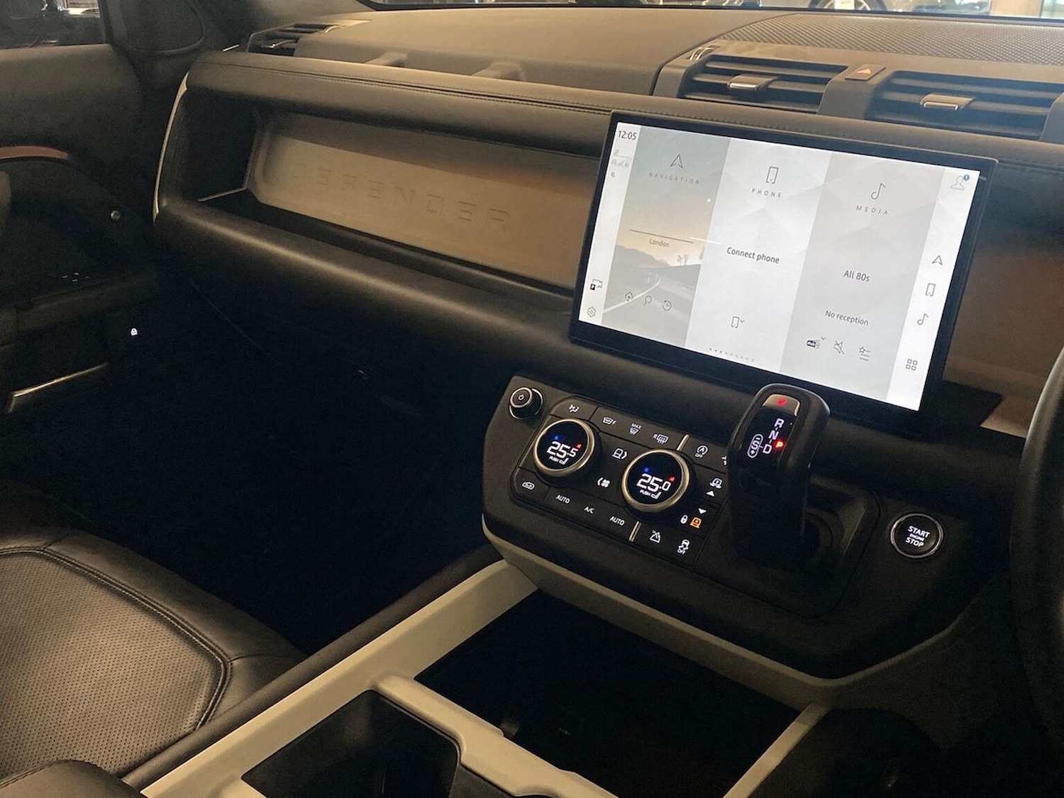 Used Land Rover Defender 2024 for sale - 78202060: Photo 44