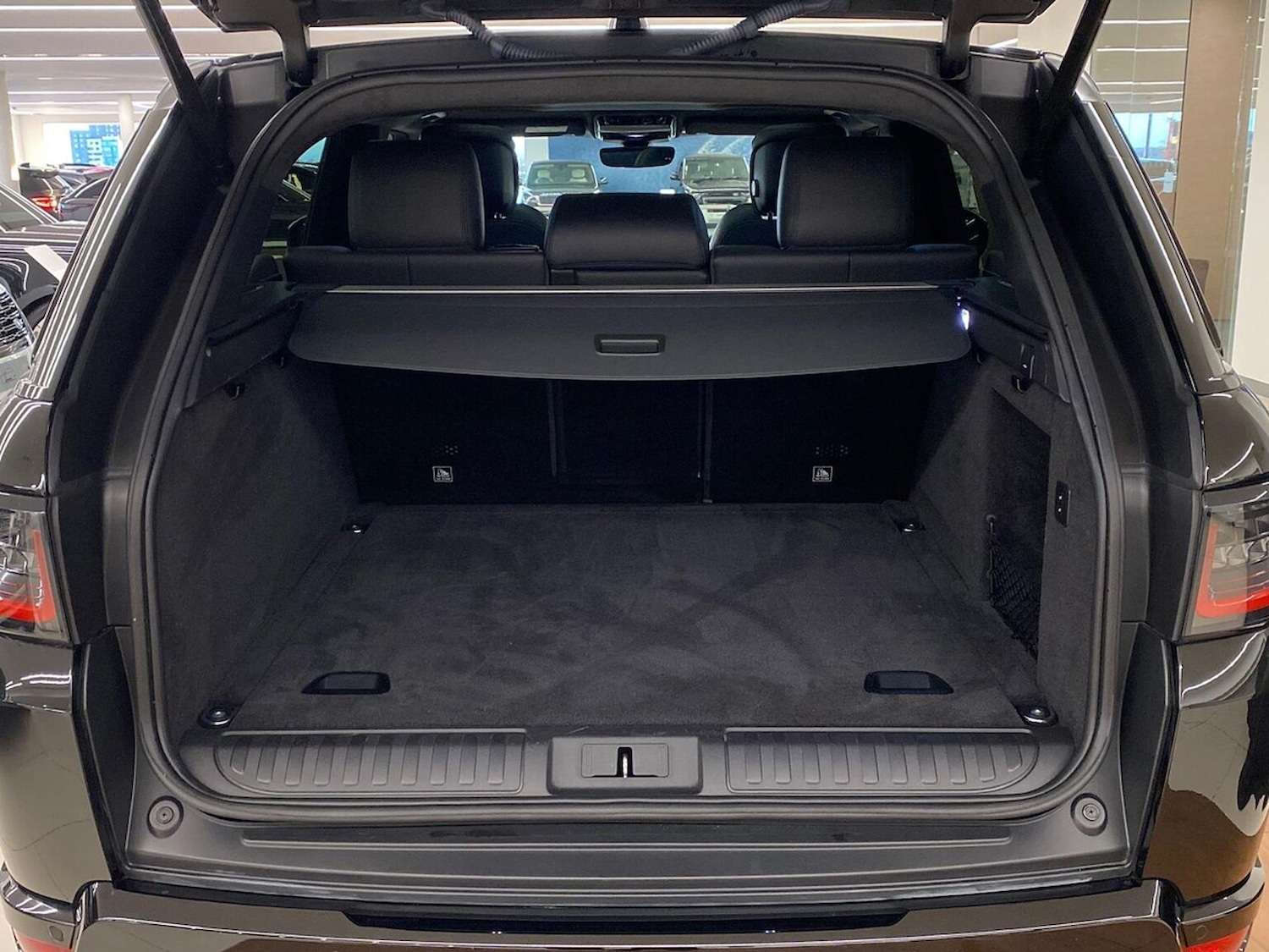 Used Land Rover Range Rover Sport 2019 for sale - 76777311: Photo 10