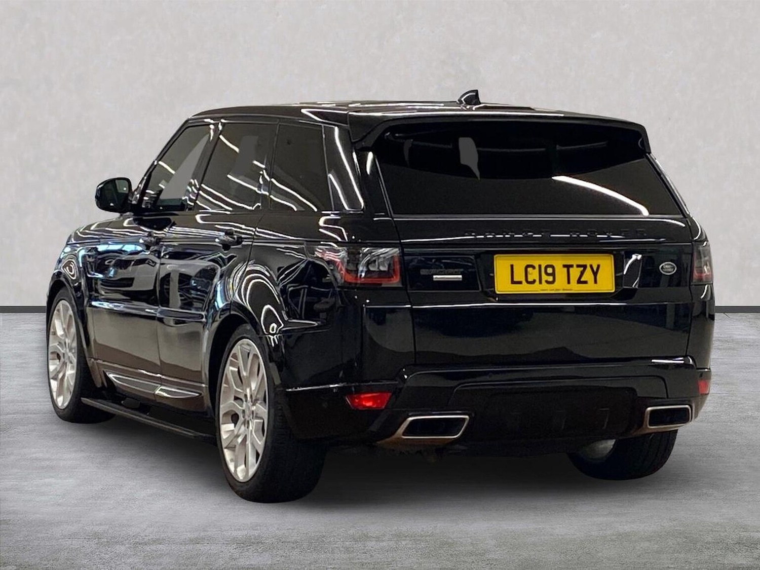 Used Land Rover Range Rover Sport 2019 for sale - 76777311: Photo 2