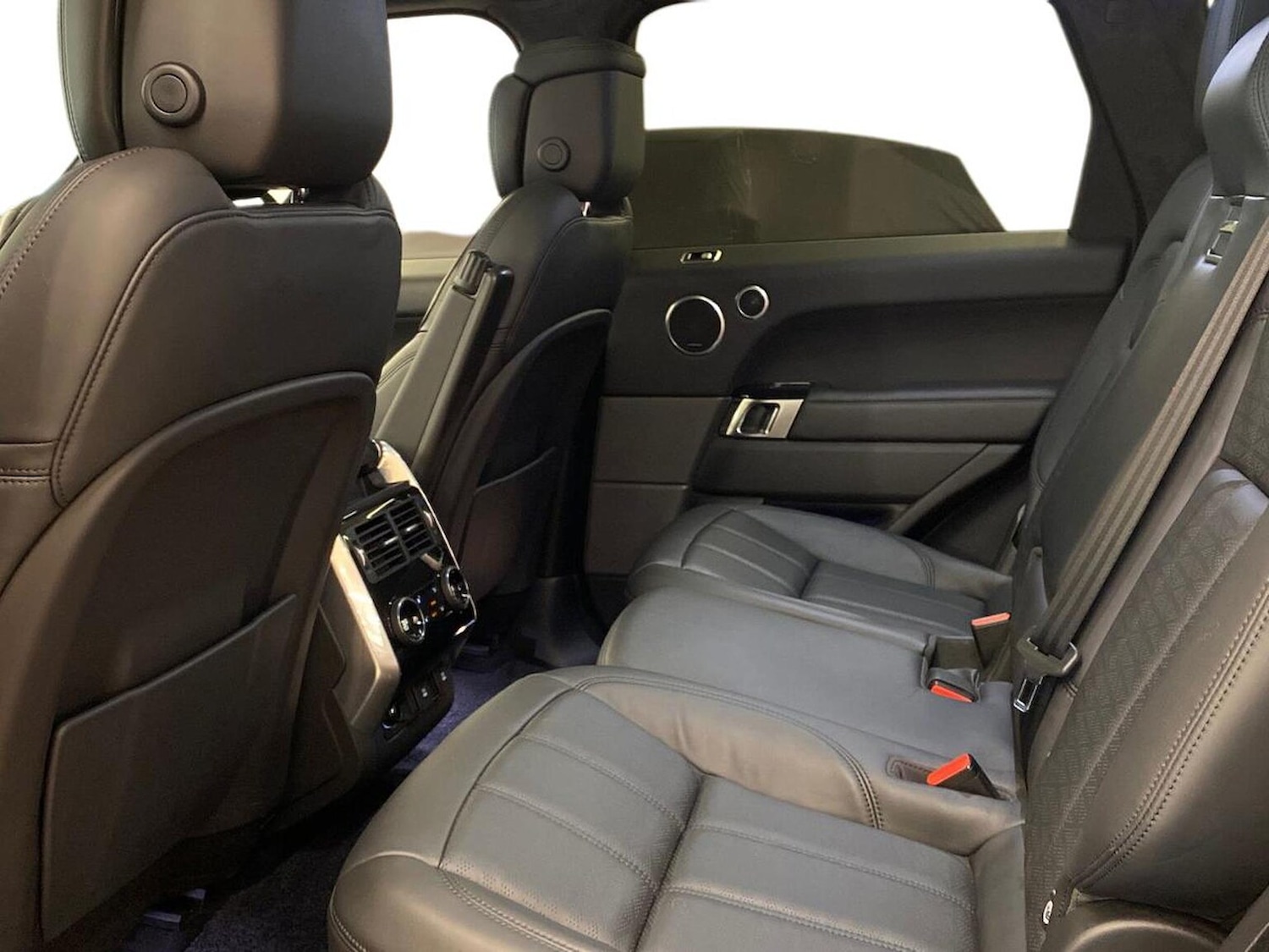 Used Land Rover Range Rover Sport 2019 for sale - 76777311: Photo 4