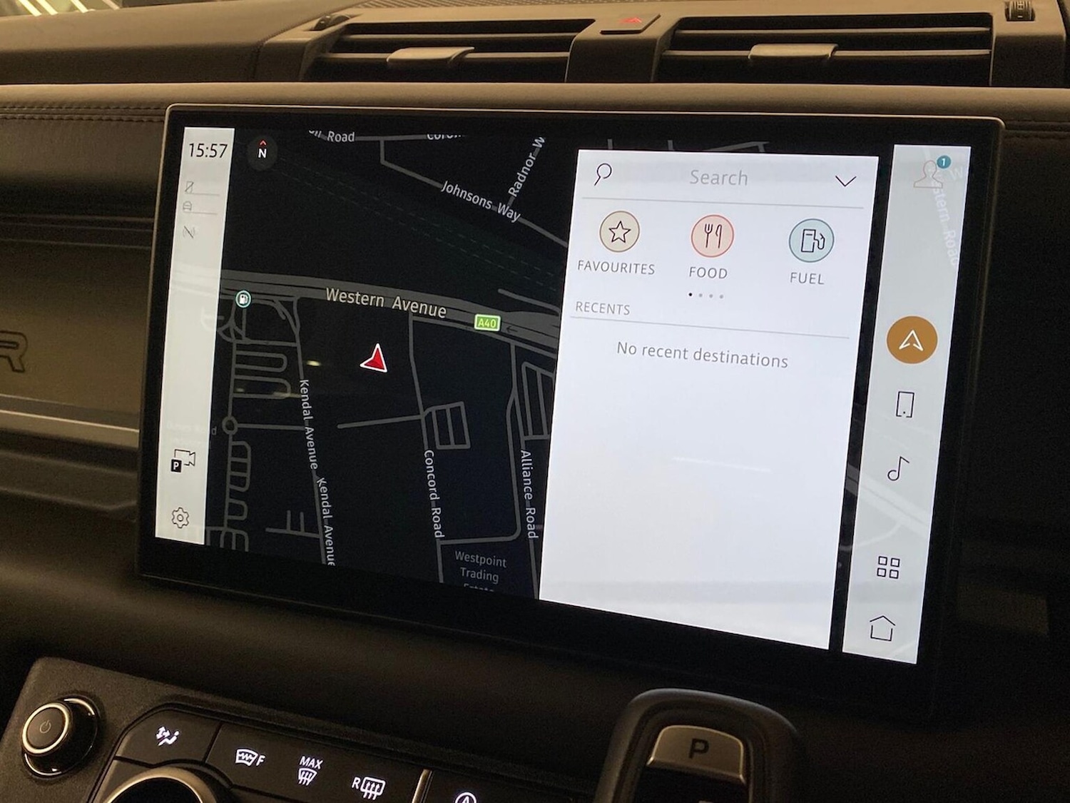 Used Land Rover Defender 2024 for sale - 76918974: Photo 11