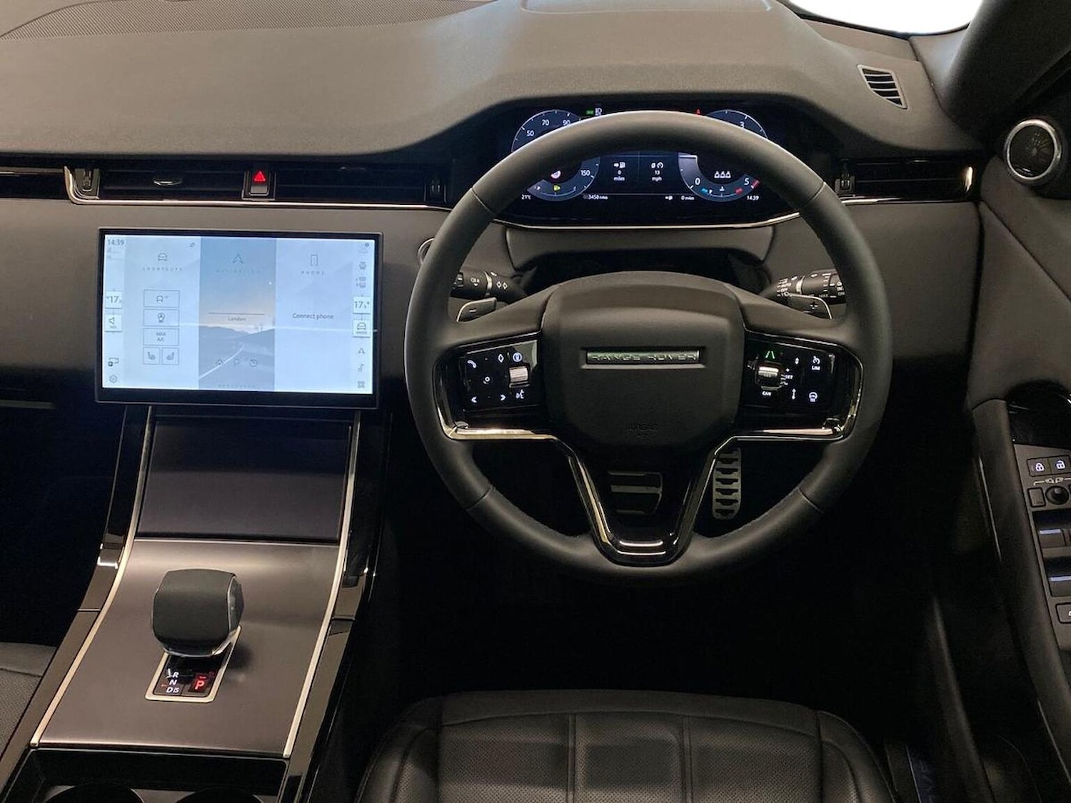 Used Land Rover Range Rover Evoque 2025 for sale - 78191405: Photo 17