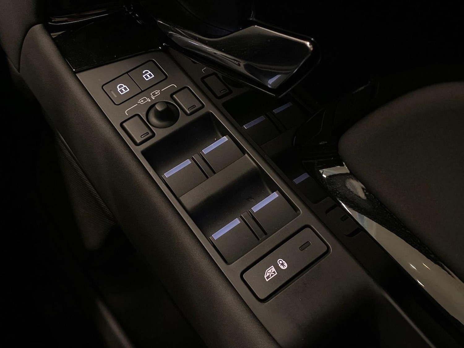 Used Land Rover Range Rover Evoque 2025 for sale - 78191405: Photo 38