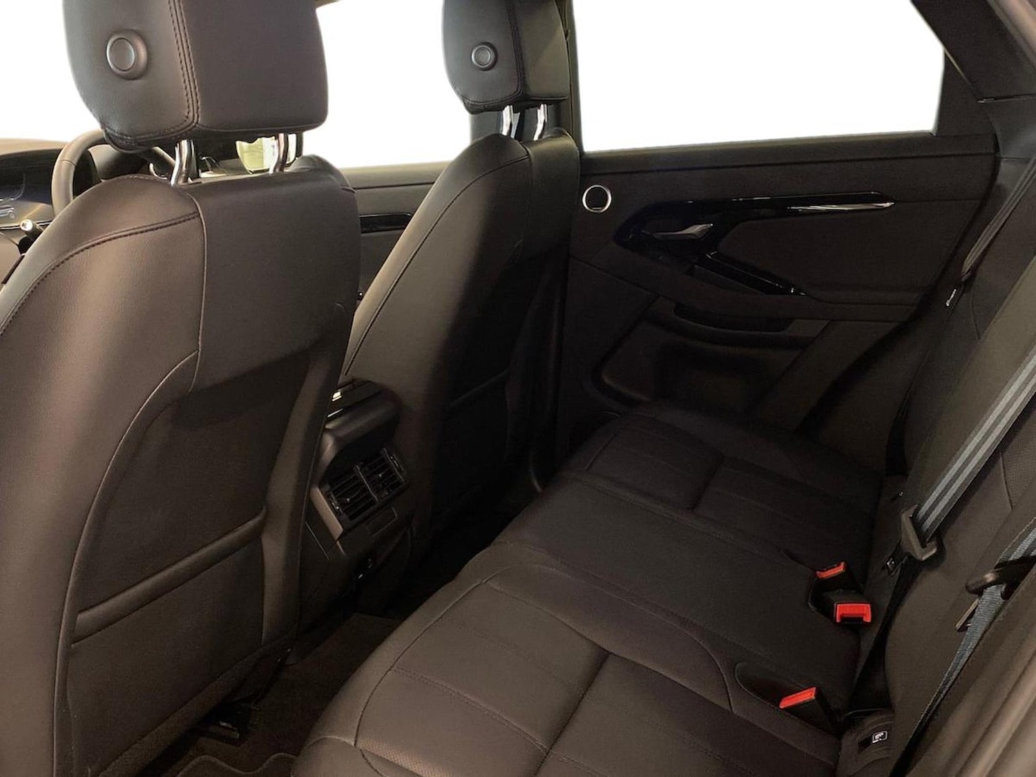 Used Land Rover Range Rover Evoque 2025 for sale - 78191405: Photo 6