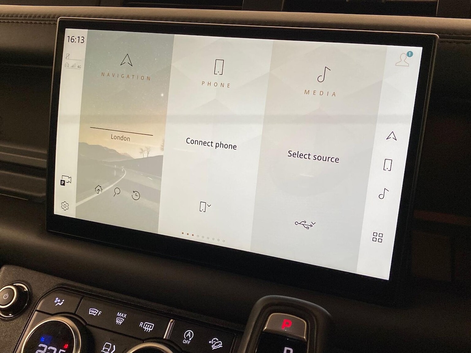 Used Land Rover Defender 2023 for sale - 76591420: Photo 42