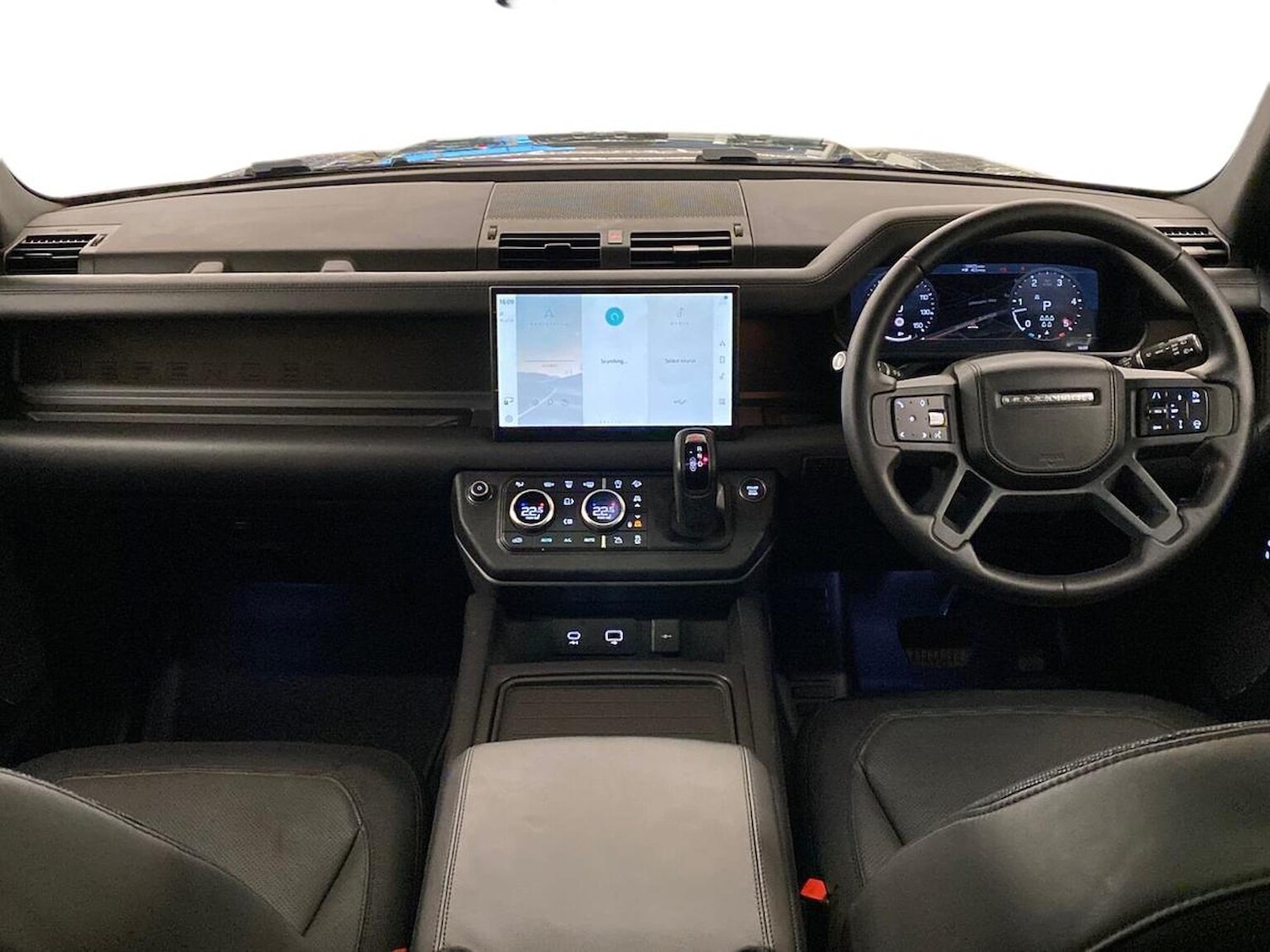 Used Land Rover Defender 2023 for sale - 76591420: Photo 9