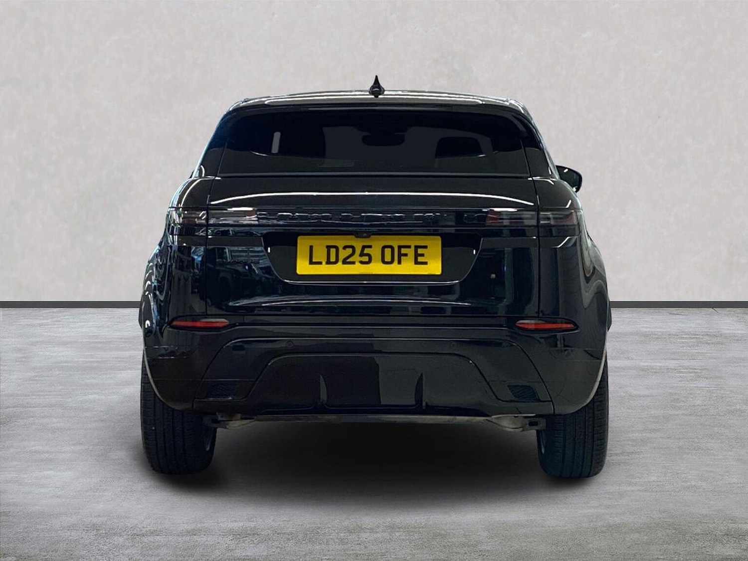 Used Land Rover Range Rover Evoque 2025 for sale - 76418233: Photo 6