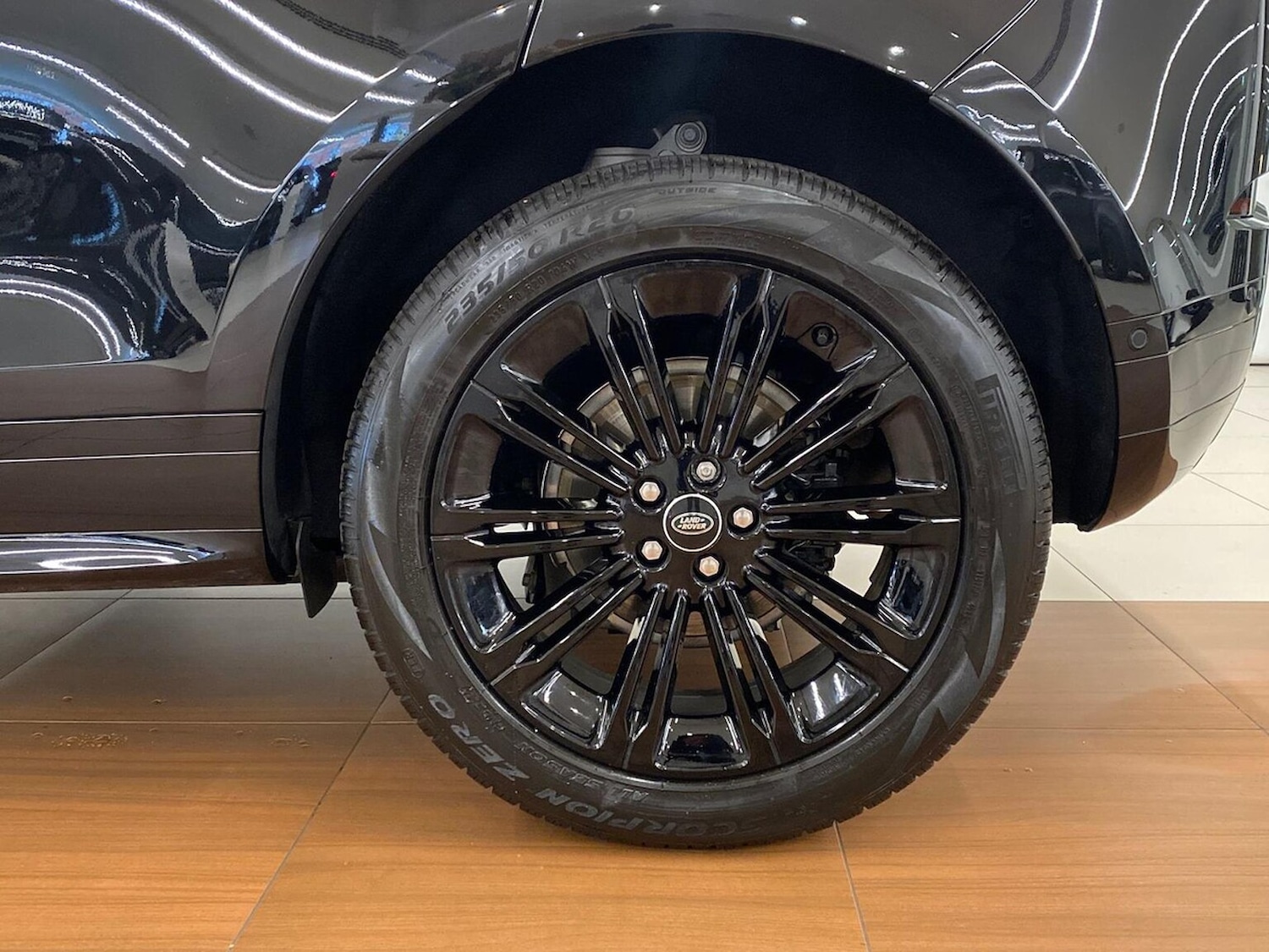 Used Land Rover Range Rover Evoque 2025 for sale - 76418233: Photo 8