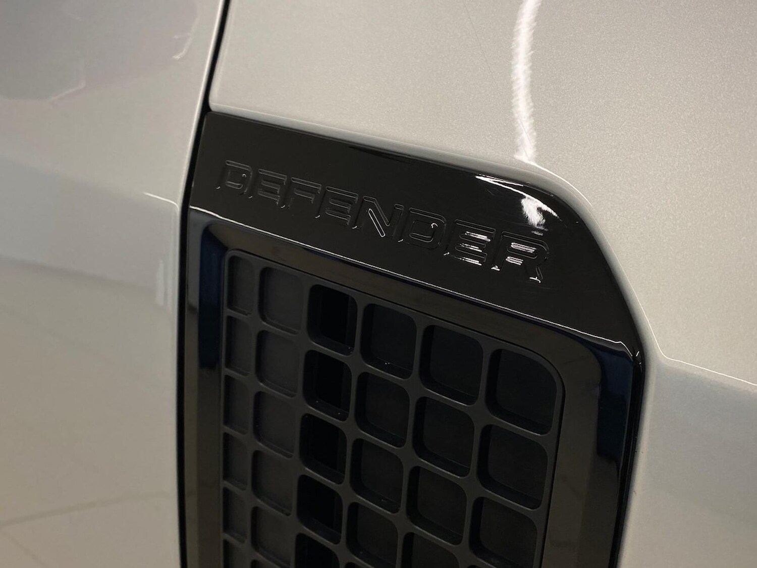 Used Land Rover Defender 2023 for sale - 78191448: Photo 34