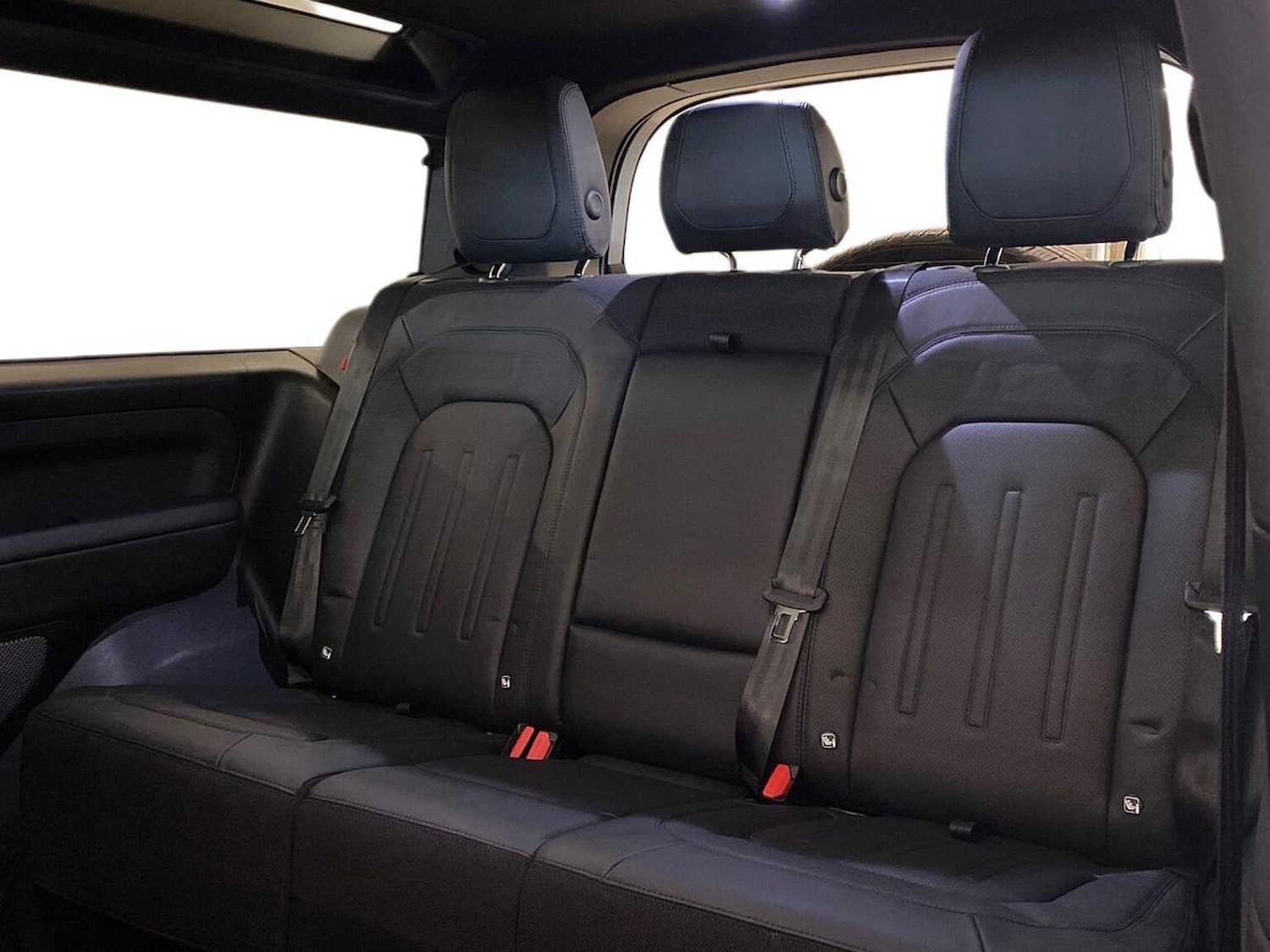 Used Land Rover Defender 2023 for sale - 78191448: Photo 6