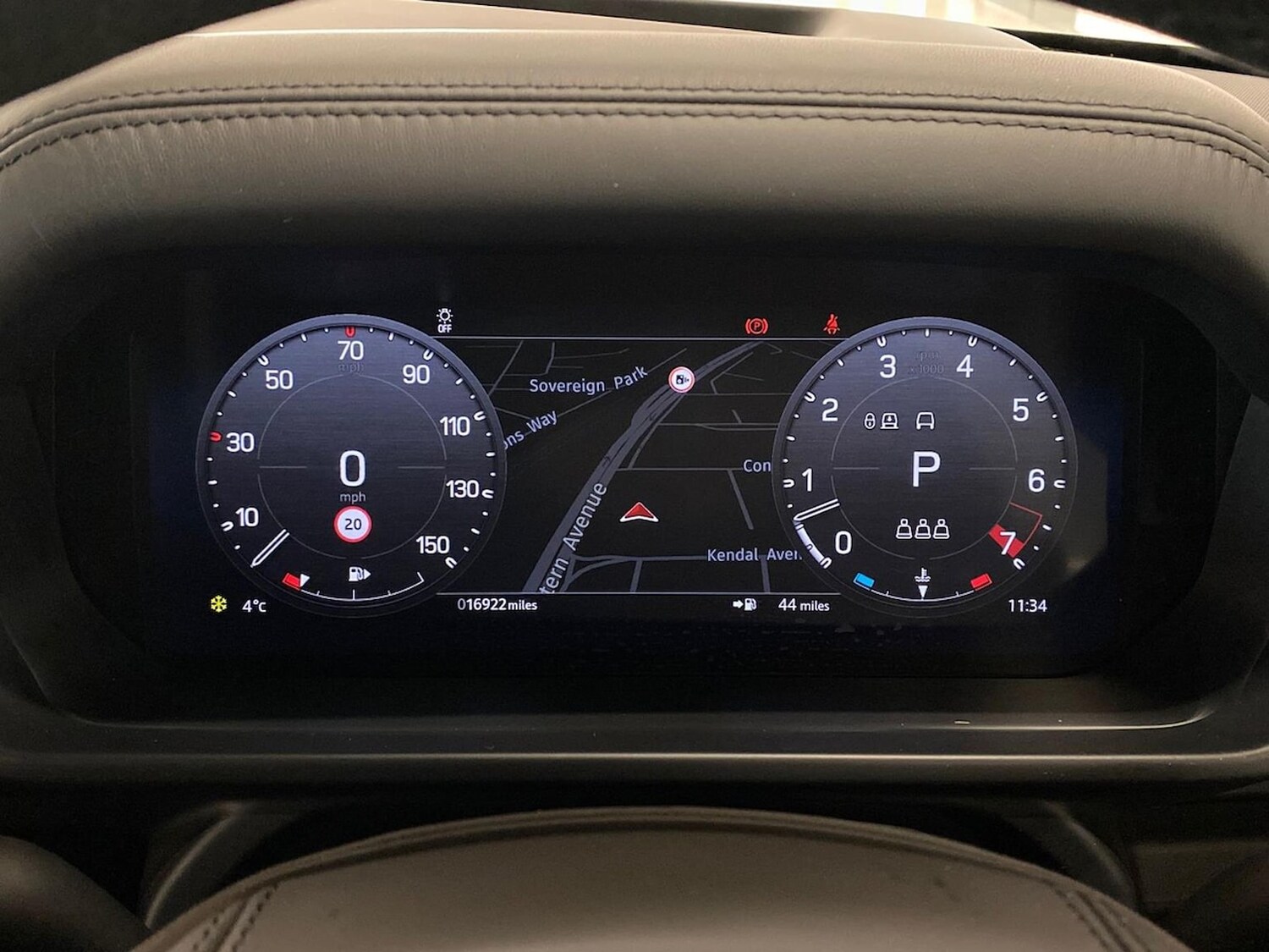 Used Land Rover Defender 2023 for sale - 77489519: Photo 16