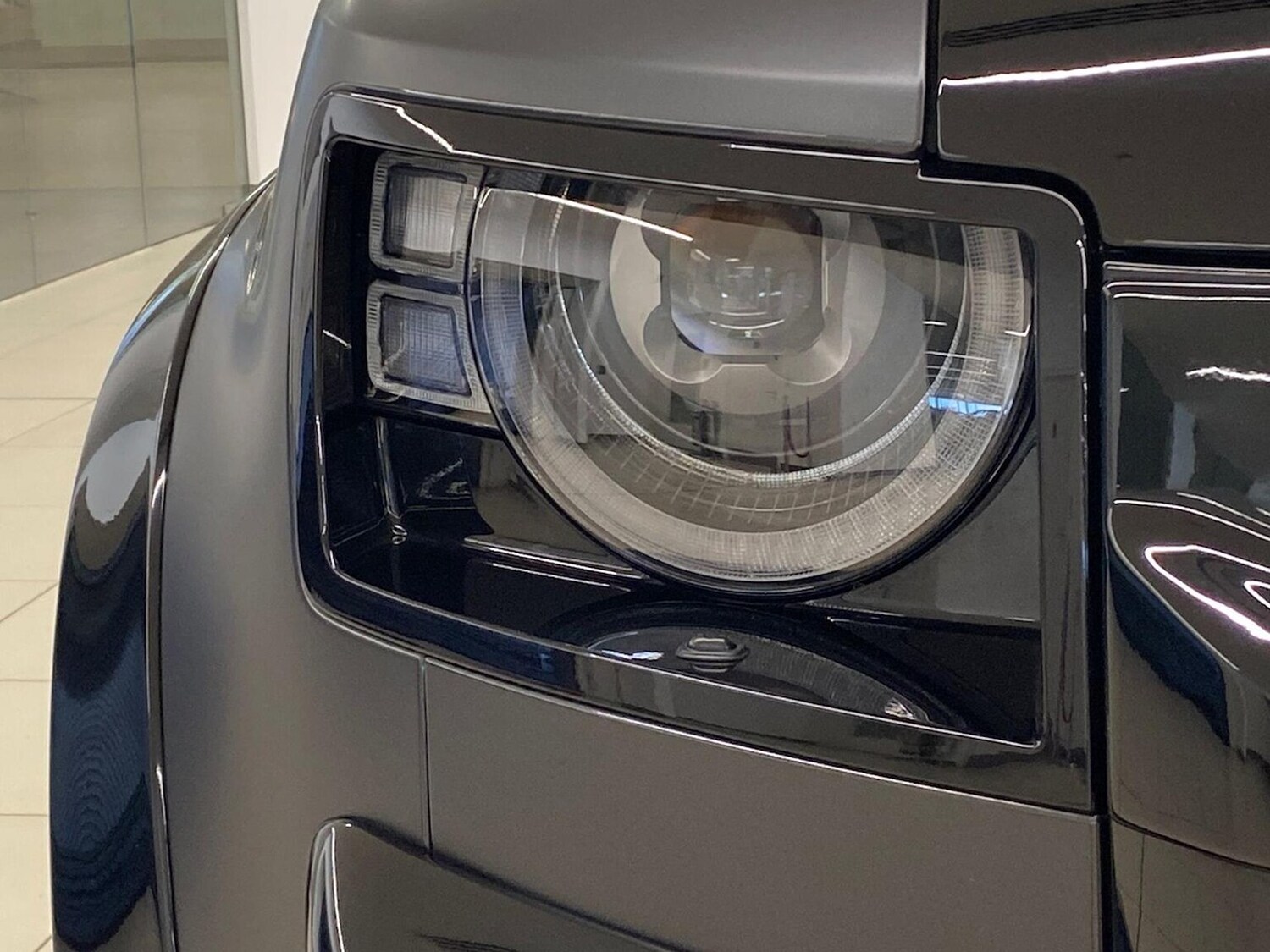 Used Land Rover Defender 2023 for sale - 77489519: Photo 17