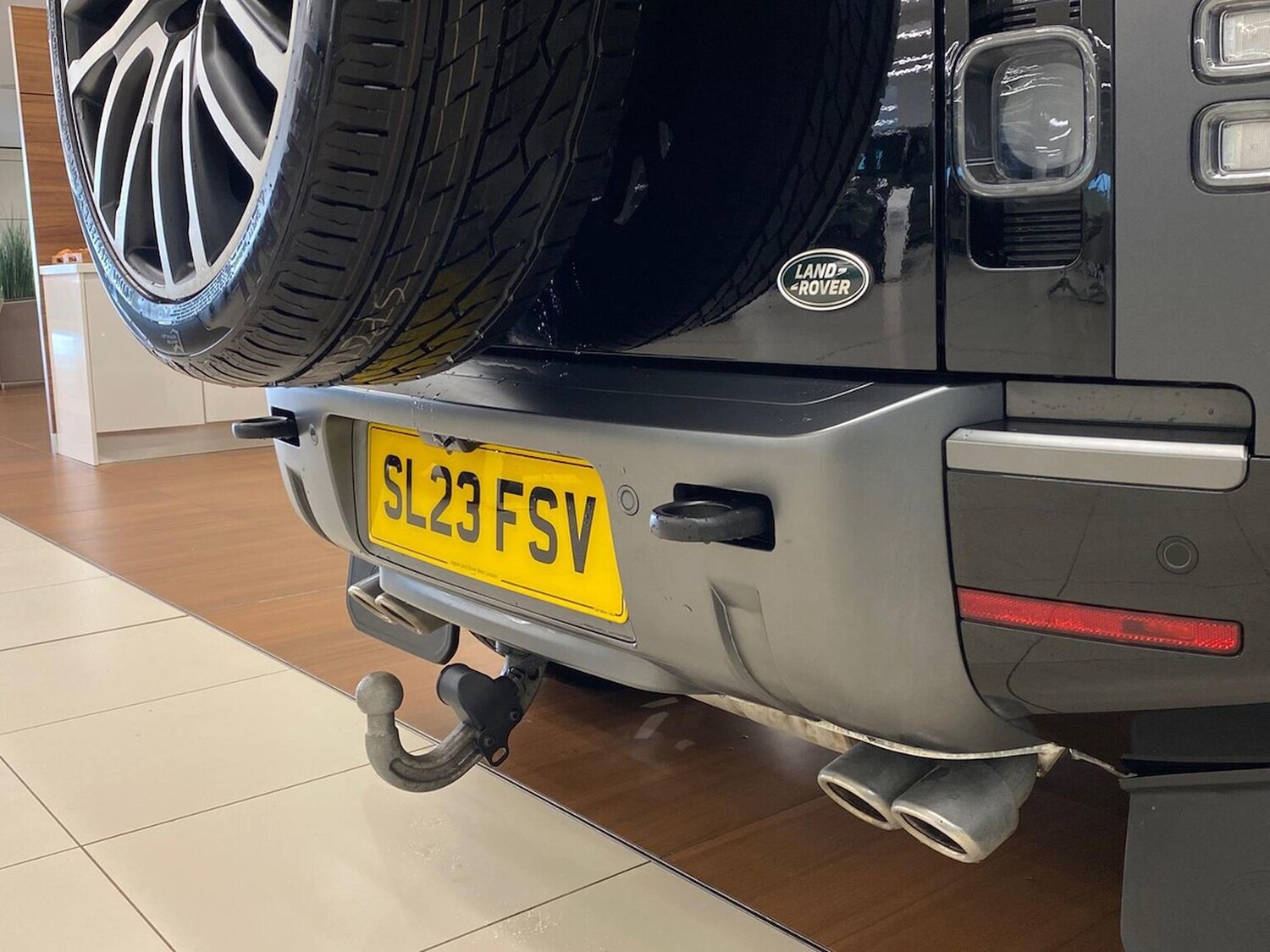 Used Land Rover Defender 2023 for sale - 77489519: Photo 30