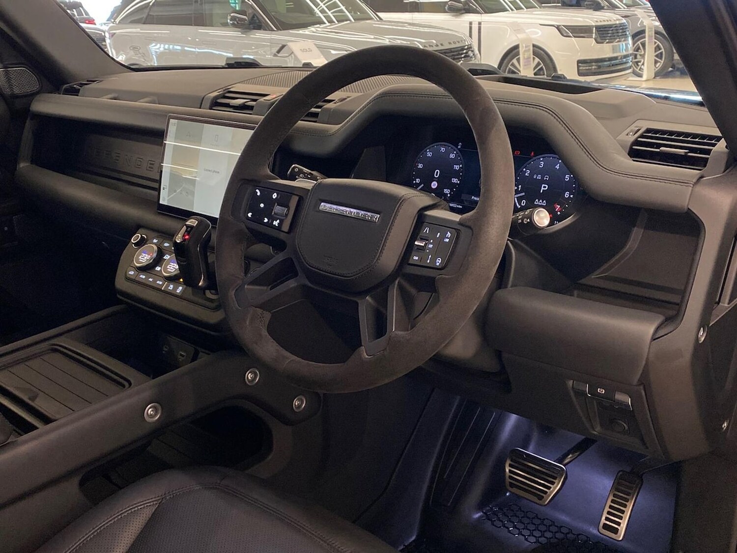 Used Land Rover Defender 2023 for sale - 77489519: Photo 37