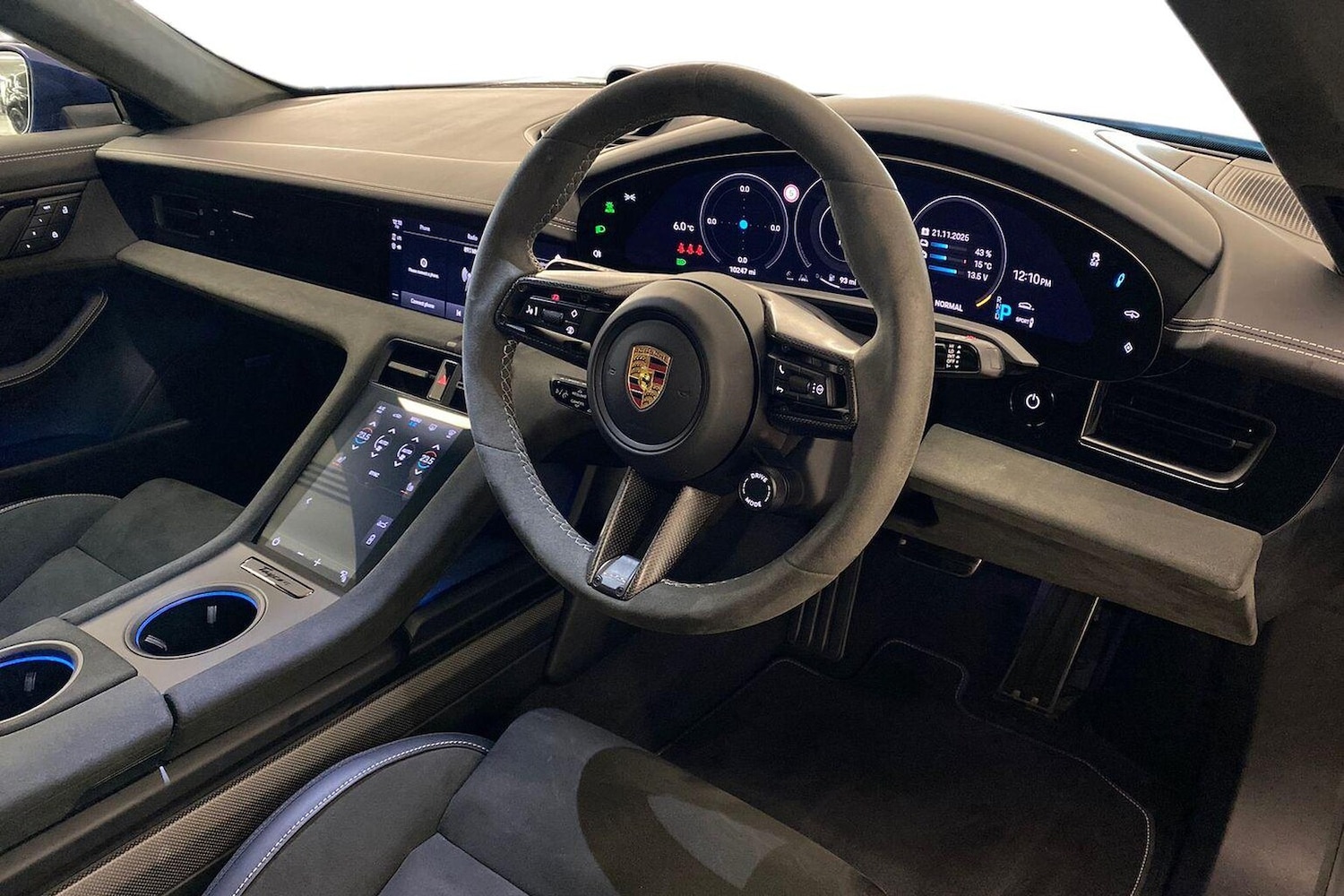 Used Porsche Taycan 2023 for sale - 76663760: Photo 15