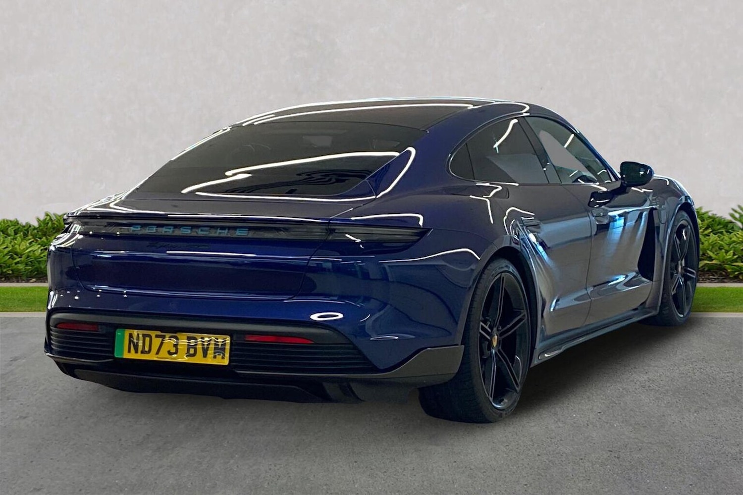 Used Porsche Taycan 2023 for sale - 76663760: Photo 18