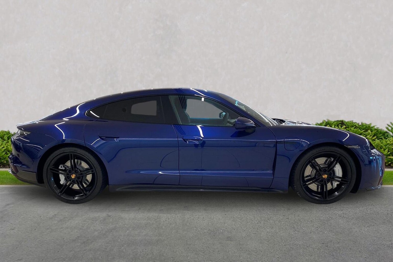 Used Porsche Taycan 2023 for sale - 76663760: Photo 3