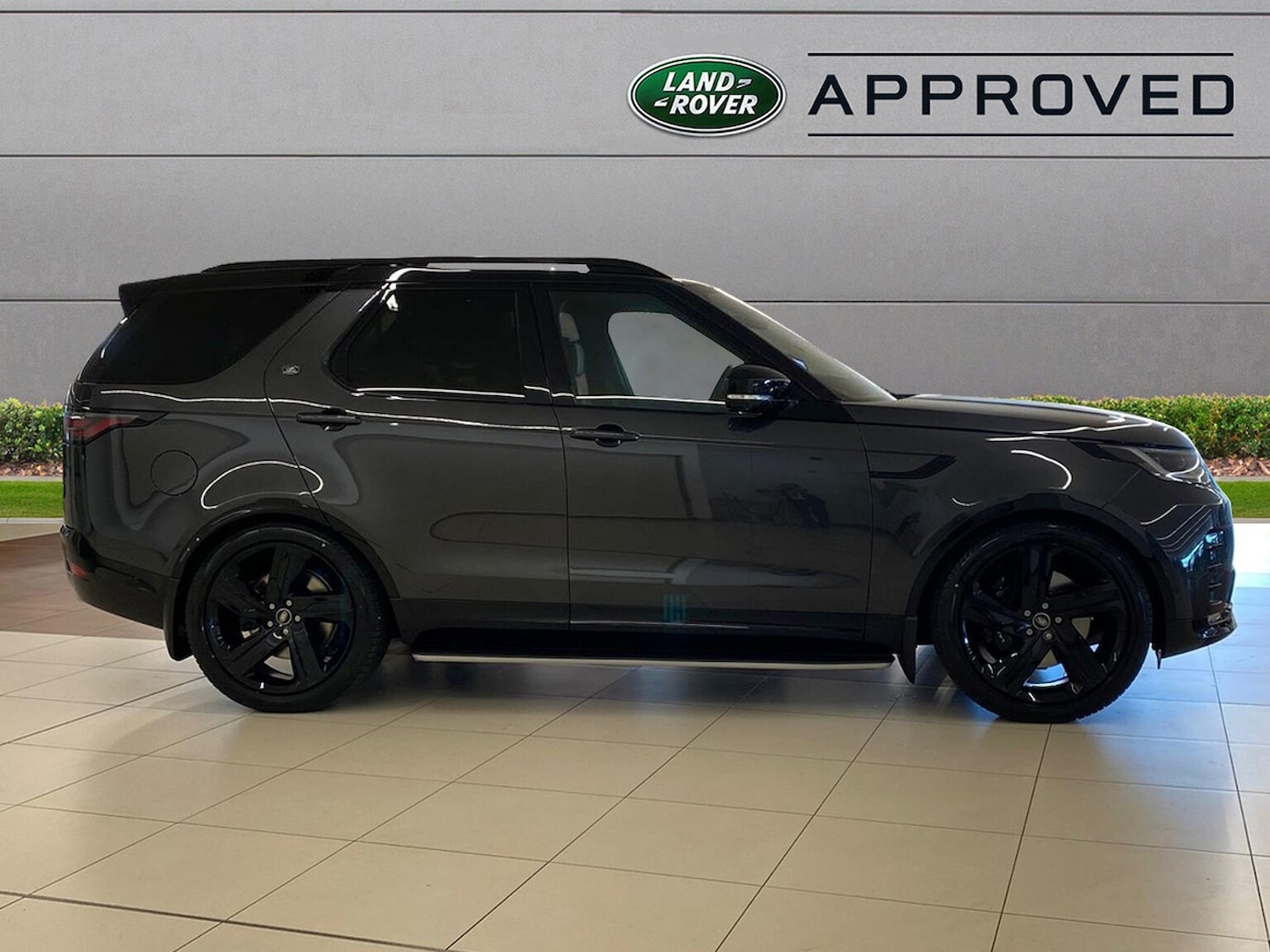 Used Land Rover Discovery 2025 for sale - 76510778: Photo 5