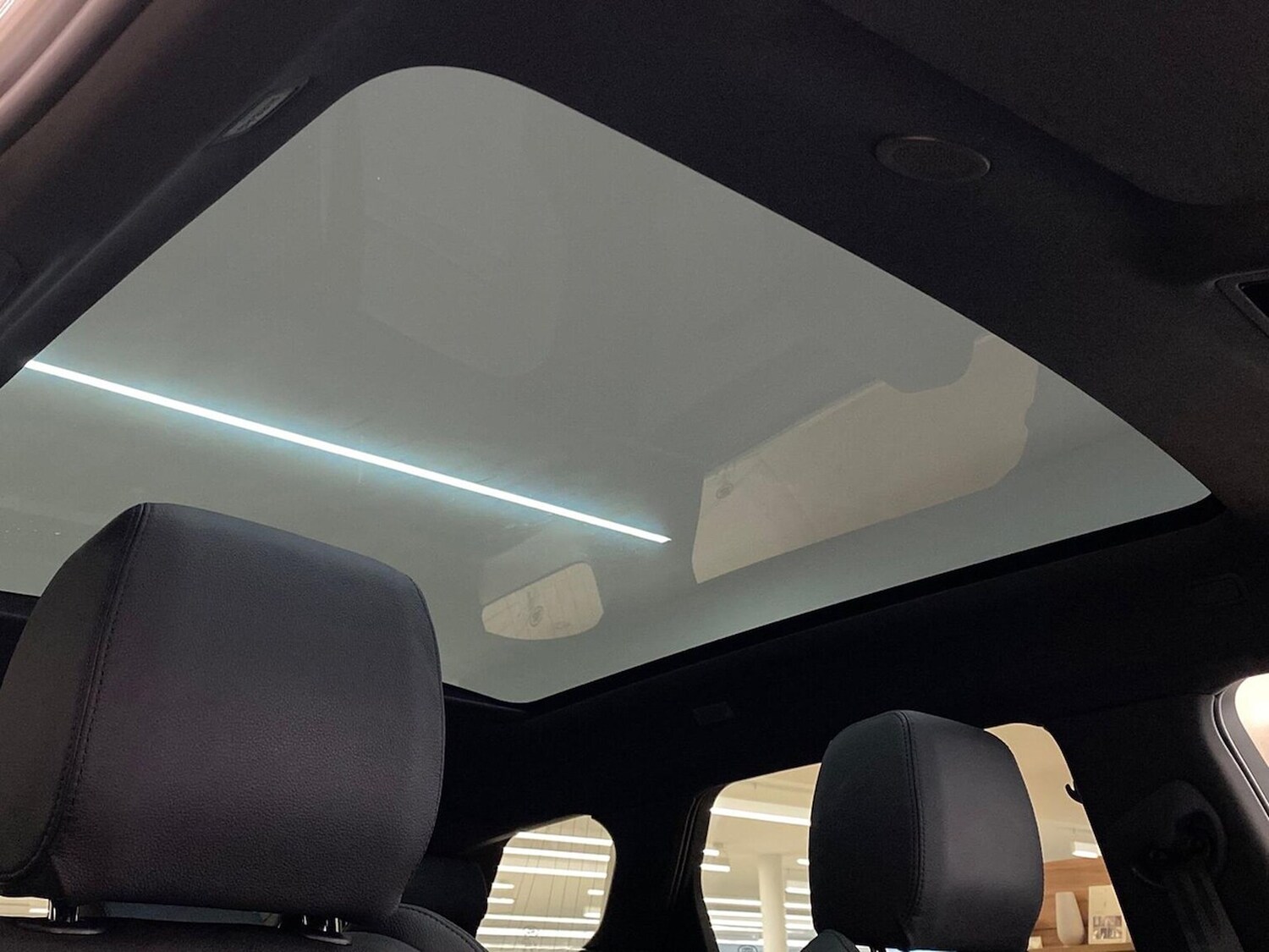 Used Land Rover Range Rover Evoque 2025 for sale - 77489522: Photo 21